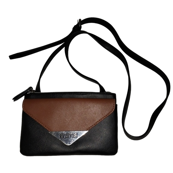 KENNETH COLE REACTION CROSSBODY BAG SMALL 5 1/4 X 8” - Picture 1 of 6